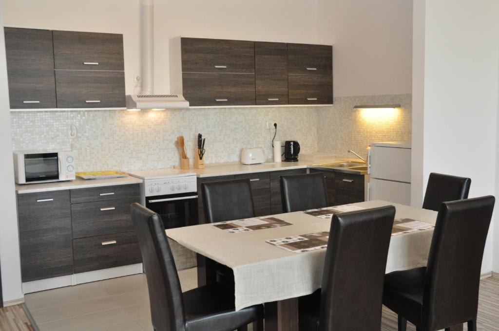 Tisza Palota Apartmanok Szeged Szoba fotó