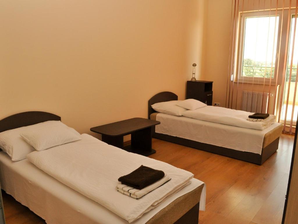 Tisza Palota Apartmanok Szeged Szoba fotó